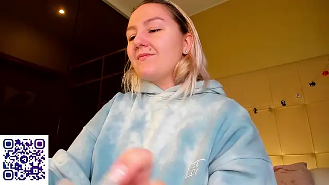 Snapshot of Debbie_Taylor chatting on November 2025 05:13:01 PM Debbie Taylor online show from November 2025 05:13:01 PM