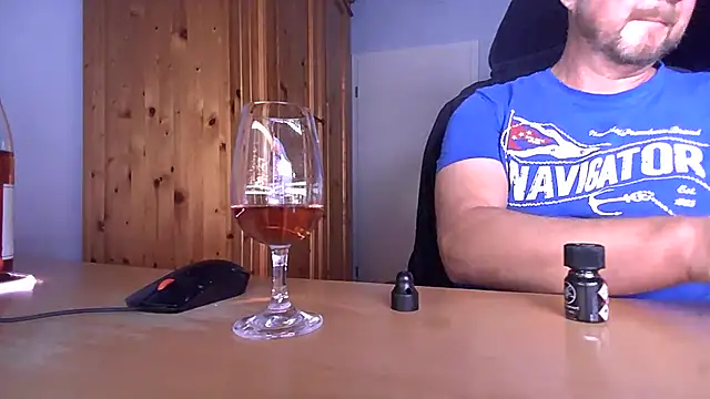 Snapshot of Tom_PP_cgn chatting on September 2025 06:11:02 PM Tom PP cgn online show from September 2025 06:11:02 PM