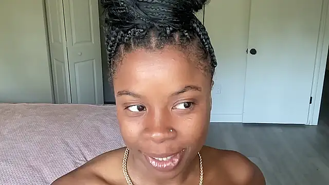 Snapshot of miamiworld chatting on March 2025 03:14:02 PM miamiworld online show from March 2025 03:14:02 PM