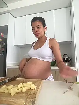 adop me   online show from December 2024 06:50:01 PM