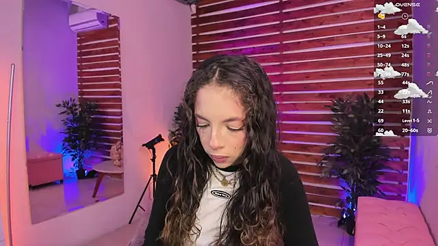 Sapphire Venuss online show from November 2025 02:11:02 AM