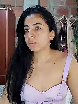 Snapshot of anngela01 chatting on January 2025 06:03:01 PM anngela01 online show from January 2025 06:03:01 PM