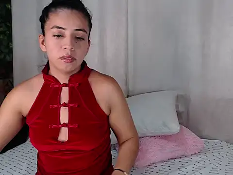 Snapshot of anngela01 chatting on February 2025 07:36:01 PM anngela01 online show from February 2025 07:36:01 PM