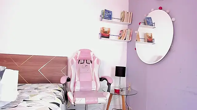 amber maxwell online show from January 2025 11:46:01 PM