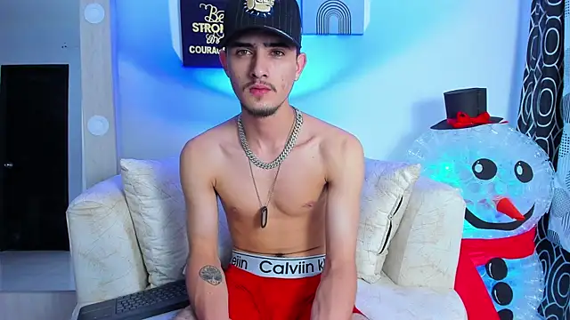 Snapshot of PhilipRich chatting on December 2024 04:39:01 AM PhilipRich online show from December 2024 04:39:01 AM