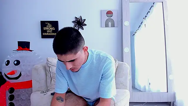 Snapshot of PhilipRich chatting on December 2024 02:50:01 PM PhilipRich online show from December 2024 02:50:01 PM