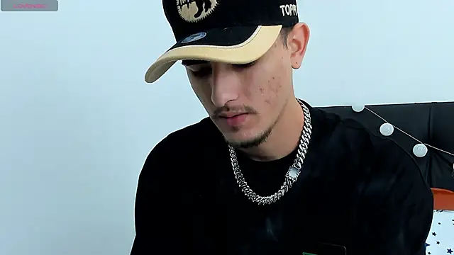 Snapshot of PhilipRich chatting on January 2025 03:01:02 PM PhilipRich online show from January 2025 03:01:02 PM