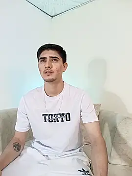 Snapshot of PhilipRich chatting on October 2025 05:46:01 PM PhilipRich online show from October 2025 05:46:01 PM