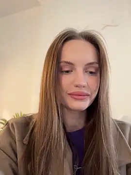 Snapshot of Molly_Muer chatting on January 2025 09:08:01 AM Molly Muer online show from January 2025 09:08:01 AM