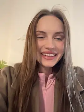 Snapshot of Molly_Muer chatting on February 2025 09:22:01 AM Molly Muer online show from February 2025 09:22:01 AM