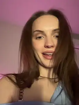 Snapshot of Molly_Muer chatting on March 2025 04:45:02 PM Molly Muer online show from March 2025 04:45:02 PM