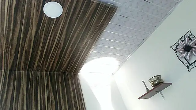 issa soto  online show from February 2025 01:50:01 PM