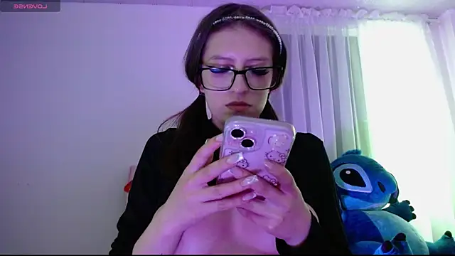 Snapshot of Aurora_blossom__ chatting on March 2025 06:58:02 PM Aurora blossom online show from March 2025 06:58:02 PM