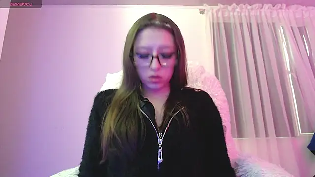 Snapshot of Aurora_blossom__ chatting on September 2025 05:13:01 PM Aurora blossom online show from September 2025 05:13:01 PM