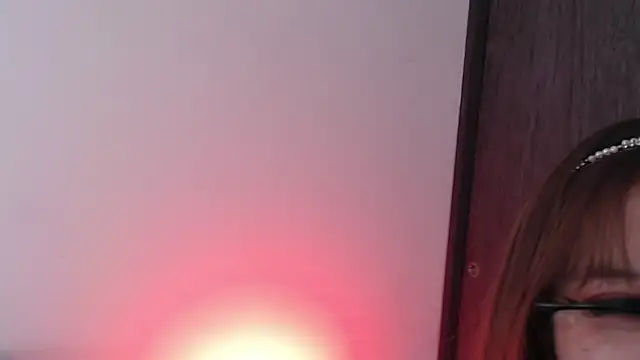 Snapshot of Aurora_blossom__ chatting on October 2025 08:10:01 PM Aurora blossom online show from October 2025 08:10:01 PM