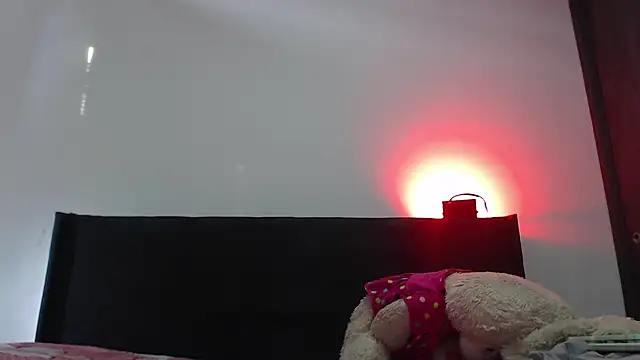 Snapshot of Aurora_blossom__ chatting on October 2025 09:04:02 PM Aurora blossom online show from October 2025 09:04:02 PM