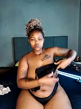 ThickPearlx23 online show from April 2026 07:01:01 AM