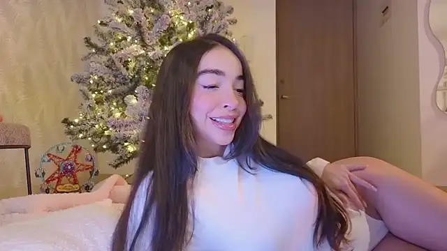 Snapshot of Siny_Moore chatting on December 2024 11:18:02 PM Siny Moore online show from December 2024 11:18:02 PM