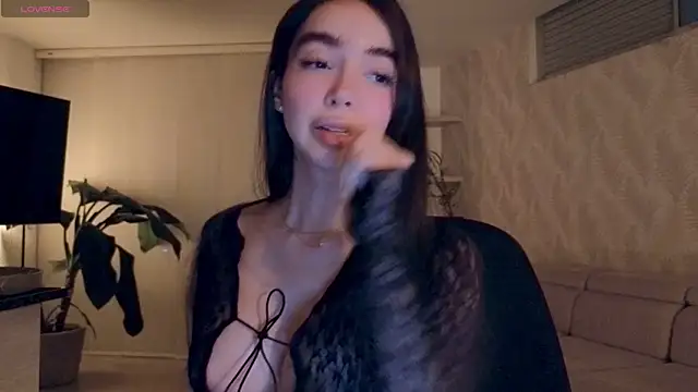 Snapshot of Siny_Moore chatting on February 2026 12:54:01 AM Siny Moore online show from February 2026 12:54:01 AM