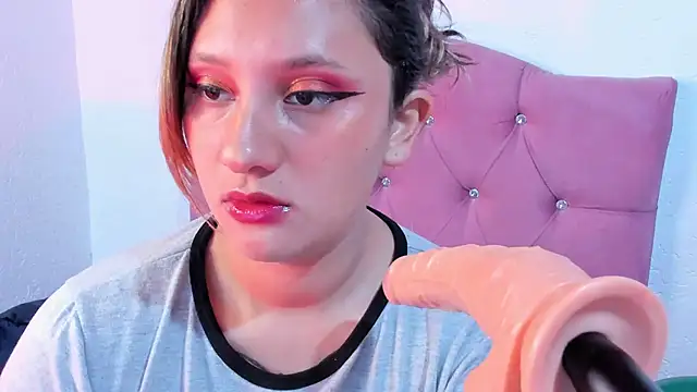 Mila nixon02 online show from March 2025 02:45:01 PM