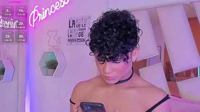 EthanCollens online show from January 2025 08:21:01 PM