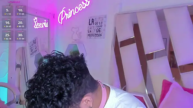 EthanCollens online show from January 2025 01:02:01 AM