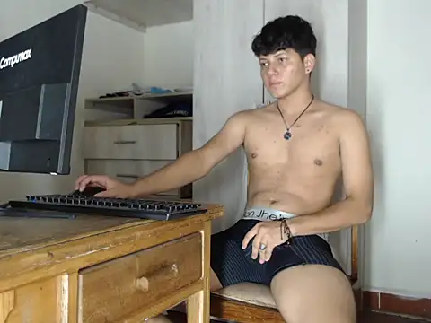 max--miller online show from March 2025 01:03:02 AM