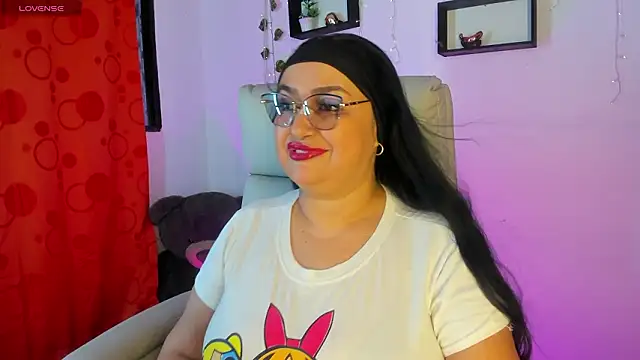 Gia Nahomi online show from February 2026 10:36:02 PM