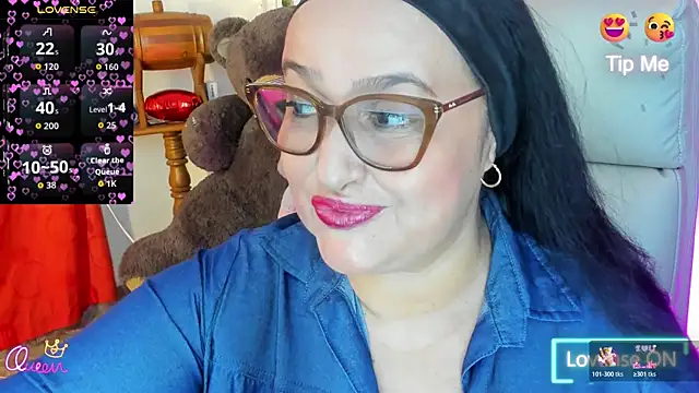 Gia Nahomi online show from April 2026 11:07:01 PM