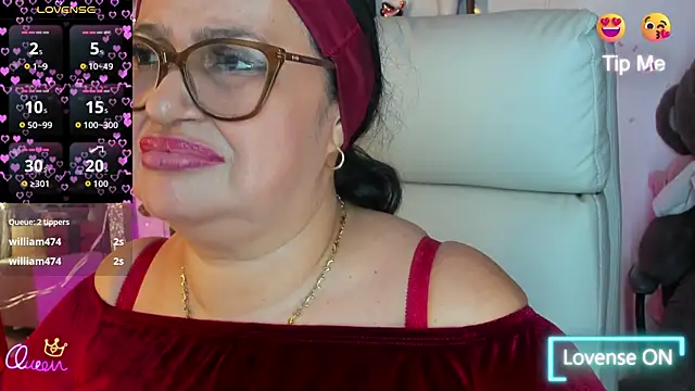 Gia Nahomi online show from May 2026 10:50:03 PM