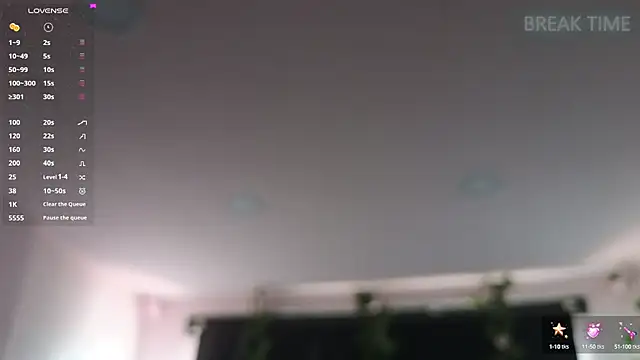 Snapshot of Alahia7demon chatting on September 2025 04:29:01 PM Alahia7demon online show from September 2025 04:29:01 PM