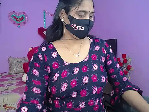 Hot Maleka online show from February 2026 04:39:02 PM