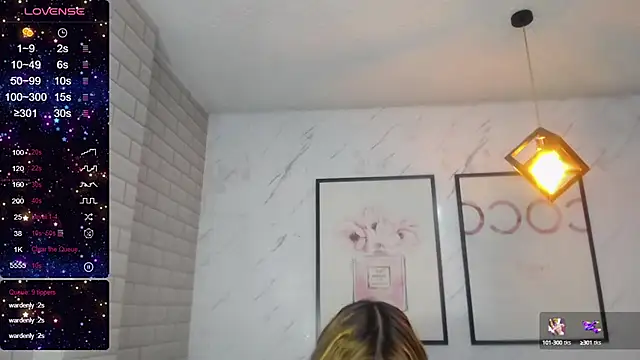 Snapshot of _Charlotte_v chatting on January 2025 05:02:01 PM Charlotte v online show from January 2025 05:02:01 PM