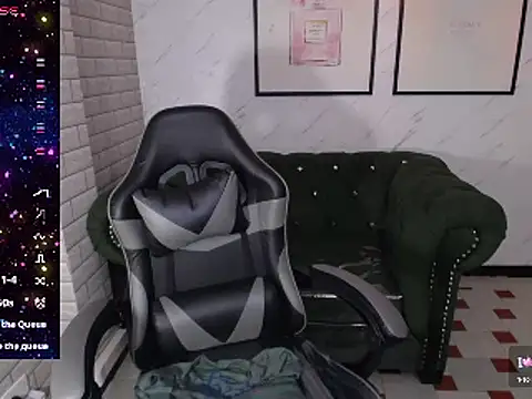 Snapshot of _Charlotte_v chatting on March 2025 05:02:02 PM Charlotte v online show from March 2025 05:02:02 PM