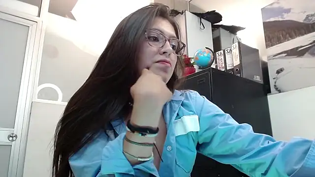 Snapshot of Gabriella_gh chatting on March 2025 01:42:02 AM Gabriella gh online show from March 2025 01:42:02 AM