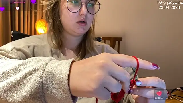 JacyWinslat online show from April 2026 09:50:02 PM