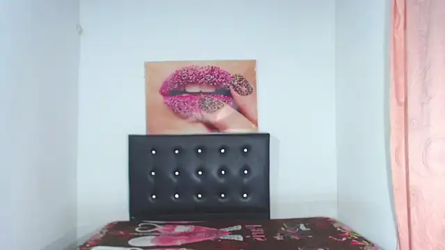 DOMINANTE KLOE  online show from January 2025 05:12:01 AM