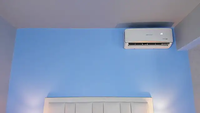 Nick Collins18 online show from September 2025 08:57:02 PM