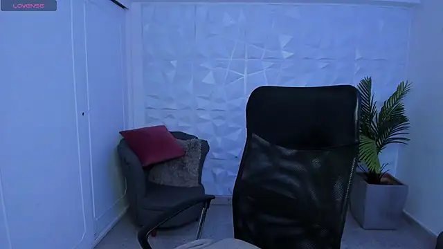 Snapshot of DylanRosse chatting on March 2025 02:59:01 AM DylanRosse online show from March 2025 02:59:01 AM