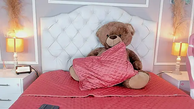 evelyn evony online show from December 2024 03:14:02 AM