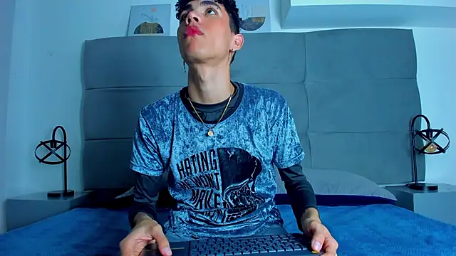 NeoRaptis online show from February 2025 08:14:02 PM