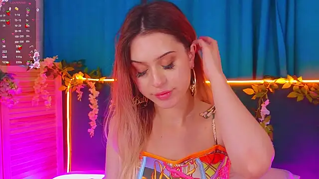 AlinaWalters online show from November 2025 08:05:01 PM