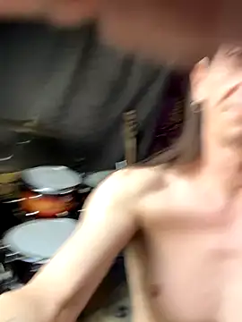 Snapshot of Sunking13cm chatting on September 2025 11:43:02 AM Sunking13cm online show from September 2025 11:43:02 AM