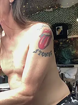 Snapshot of Sunking13cm chatting on September 2025 11:10:01 AM Sunking13cm online show from September 2025 11:10:01 AM