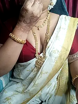 Snapshot of _YOUR_DREAM_FANTASY_ chatting on February 2026 10:05:02 AM YOUR DREAM FANTASY online show from February 2026 10:05:02 AM