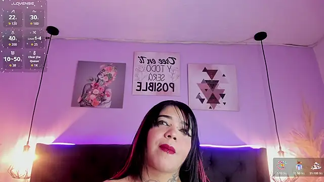 KRYSTENMOON online show from April 2026 04:10:02 PM