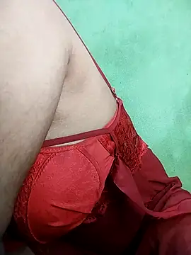 Snapshot of Queen-Amelia chatting on December 2025 10:11:01 AM Queen-Amelia online show from December 2025 10:11:01 AM