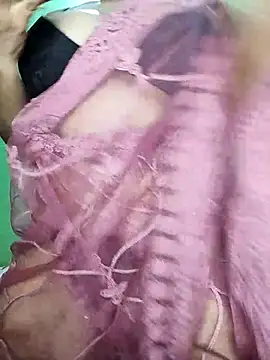 Snapshot of Queen-Amelia chatting on March 2026 10:04:02 AM Queen-Amelia online show from March 2026 10:04:02 AM