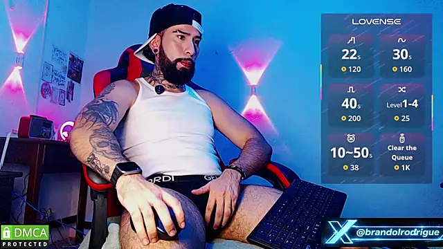 Diilanhott online show from May 2026 10:59:02 PM