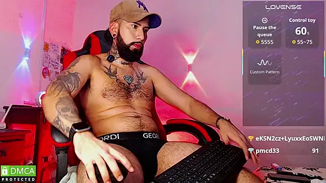 Diilanhott online show from May 2026 11:01:04 PM